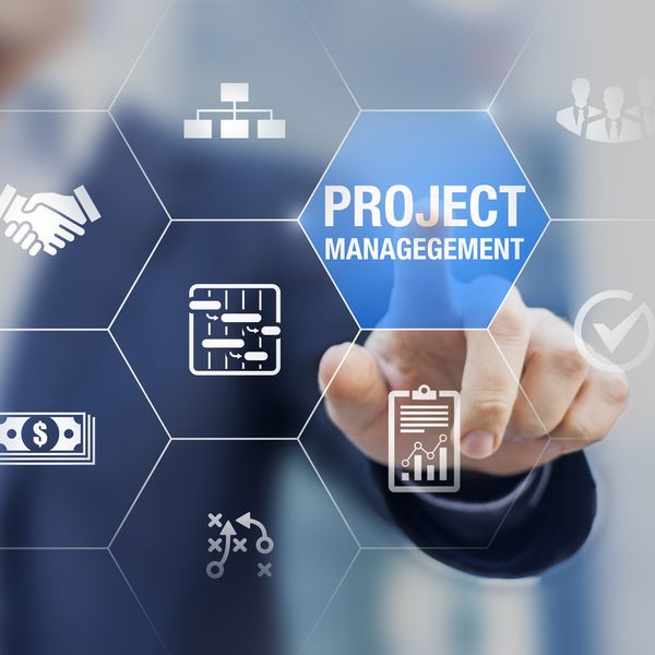 Projekt Projektmanagement Planung Plan Foto iStock NicoElNino