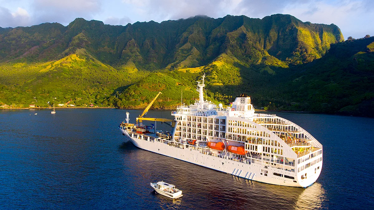 Tahiti Aranui 5 in Tahuata Foto Aranui Cruises Tahiti Aranui 5 in Tahuata