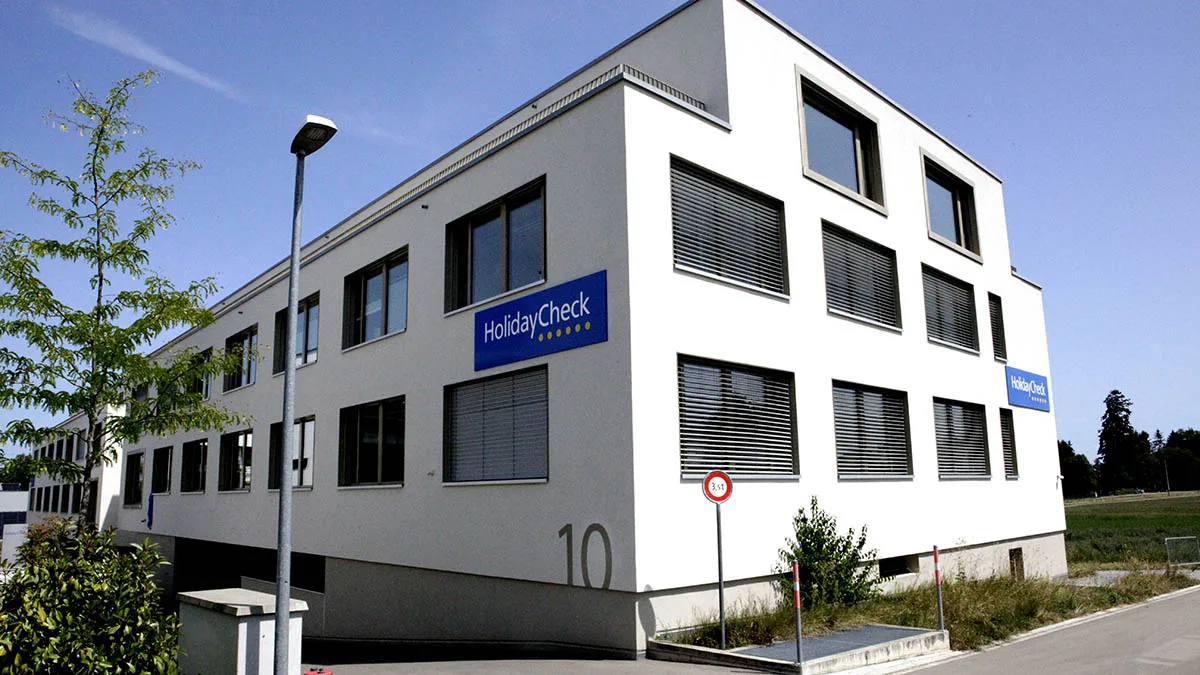 Holidaycheck buerogebaeude_in_bottighofen_ii_c_holidaycheck Holidaycheck-Bürogebäude in Bottighofen