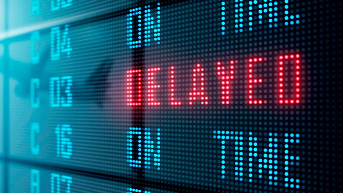 Flugverspätung Delayed Anzeigetafel iStock phive2015 Flugverspätung Delayed Anzeigetafel iStock phive2015.jpg