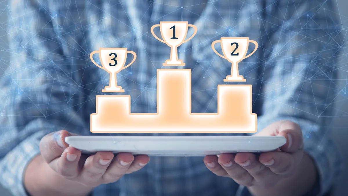 87c2d0ac6e63-Sieger-Siegertreppchen-Award-Ranking-Foto-iStock-Andranik-Hakobyan Sieger Siegertreppchen Award Ranking Foto iStock Andranik Hakobyan