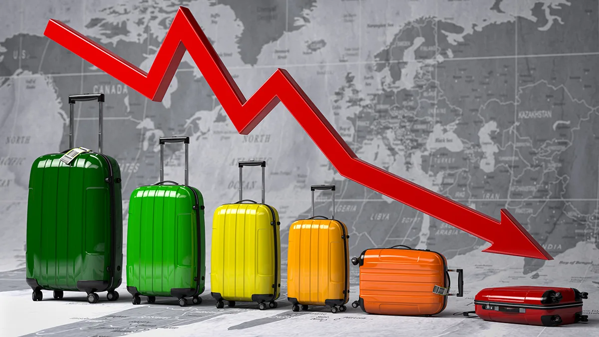 Diagramm Rückgang Reisen Koffer Foto iStock Bet Noire Diagramm Rückgang Reisen Koffer Foto iStock Bet Noire.jpg