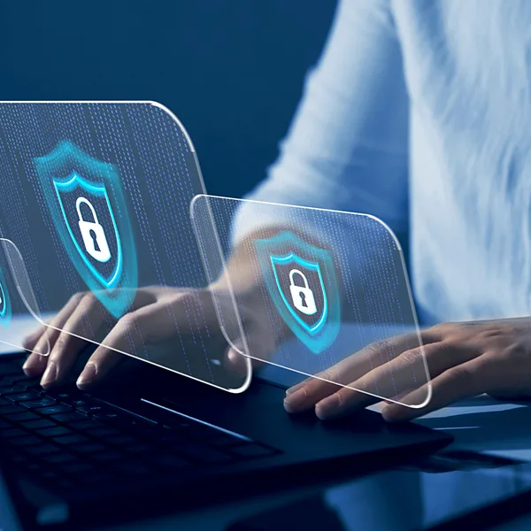 Datenschutz Cyber Sicherheit iStock Galeanu Mihai.jpg