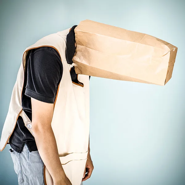 Pfleger Frust Tüte über Kopf iStock AH86.jpg