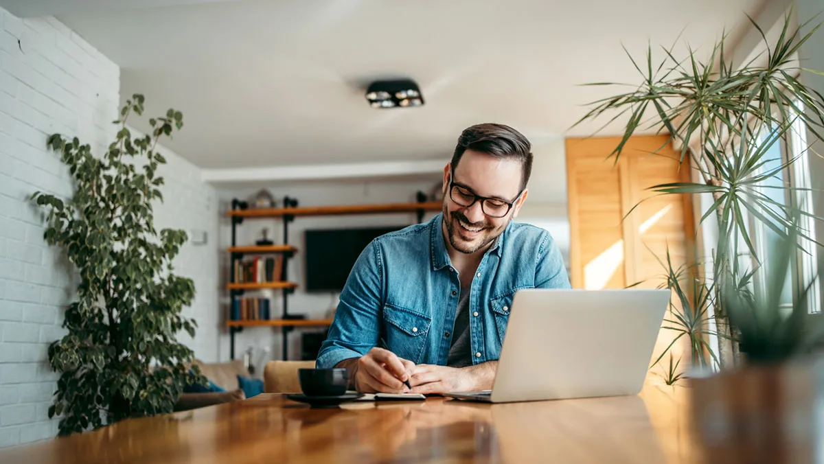Homeoffice iStock nortonrsx-1251314141 Homeoffice