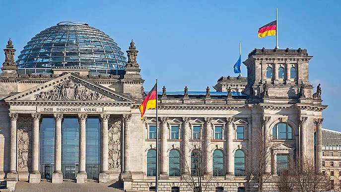 Deutschland-Berlin-Bundestag-iStock-katatonia82 Parlament
