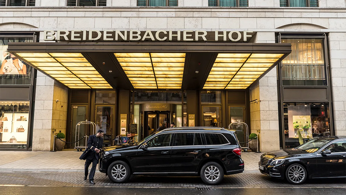 Deutschland Düsseldorf Breidenbacher Hof Hotel Foto iStock J2R Deutschland Düsseldorf Breidenbacher Hof Hotel Foto iStock J2R