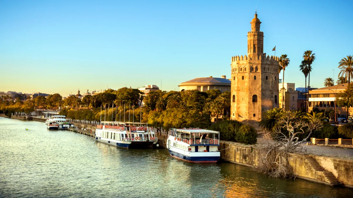 86c943ce76ed-Spanien-Andalusien-Sevilla-Guadalquivir-iStock-Massimo-Santi Spanien Andalusien Sevilla Guadalquivir iStock Massimo Santi.jpg