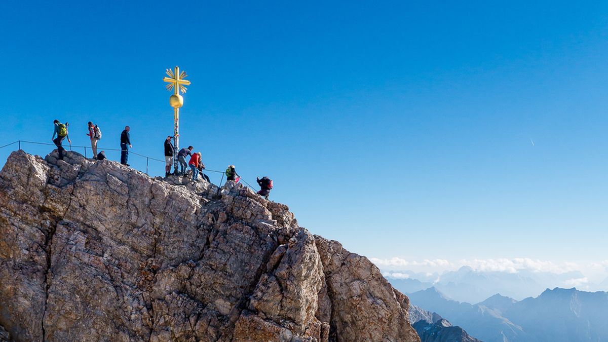 Deutschland Zugspitze Foto iStock tom kolossa