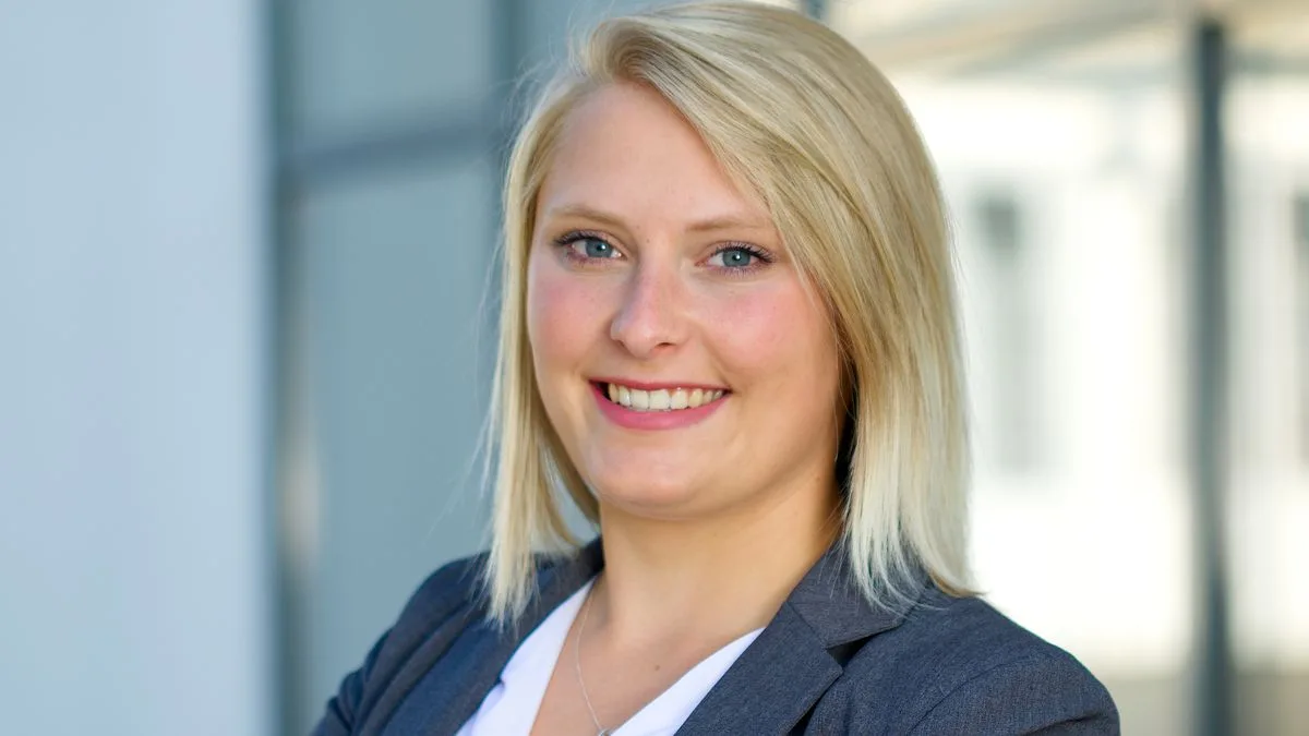 Moertel Tanja Schmetterling Junior Project Manager Foto Schmetterling Moertel Tanja Schmetterling Junior Project Manager Foto Schmetterling
