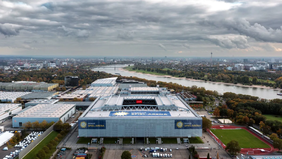 Merkur Spiel Arena Düsseldorf Foto iStock taranchic Merkur Spiel Arena Düsseldorf Foto iStock taranchic