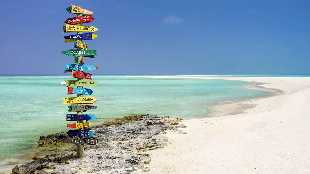 709680f1479f-Wegweiser-am-Sttrand-iStock-czekma13-1140828971 Wegweiser am Strand