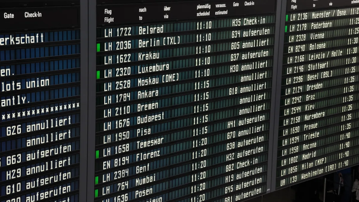 0f37f97e37c0-Lufthansa-Streik-Flugausfall-iStock-wallix-470210280 Lufthansa Streik Flugausfälle