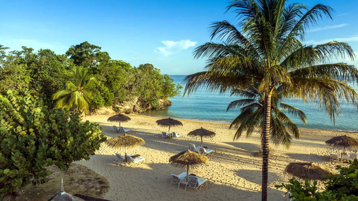 584df2d19d86-Jamaika-Ocho-Rios-Jamaica-Inn-Strand-Palmen-Foto-JTB Jamaika Ocho Rios Jamaica Inn Strand Palmen Foto JTB.jpg