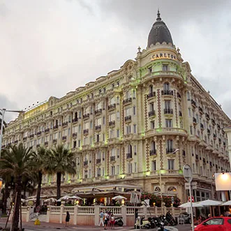 Frankreich Cannes Hotel Carlton Foto iStock venakr Goldrausch in Cannes
