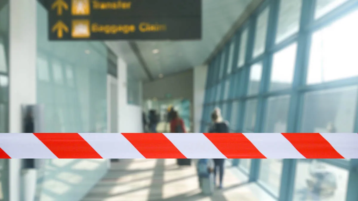 Reiseverbot iStock SPmemory-1214706527 Absperrung Flughafen