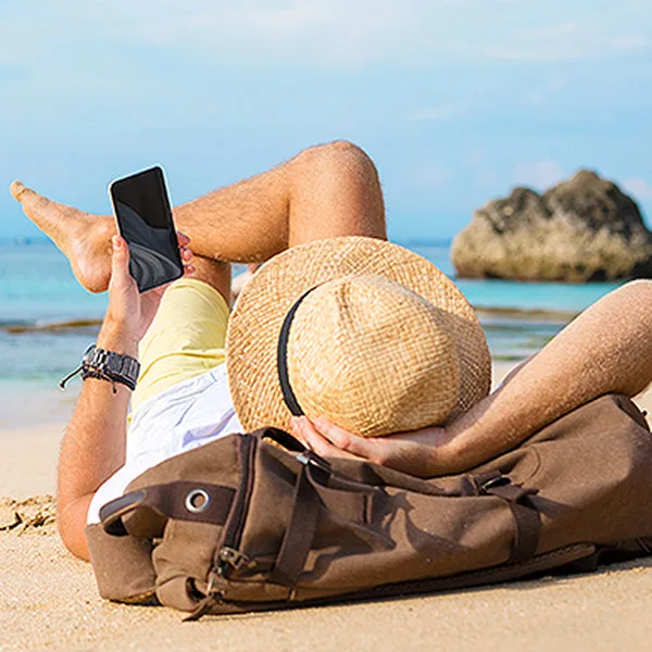 5838301a165c-Strand-Smartphone-quadratisch-Foto-iStock-Grinvalds Strand Smartphone quadratisch Foto iStock Grinvalds