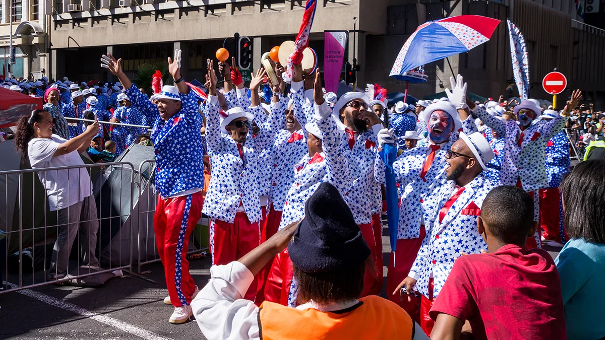 Südafrika Kapstadt Cape Town Street Parade Foto iStock Daphne Bakker Südafrika Kapstadt Cape Town Street Parade