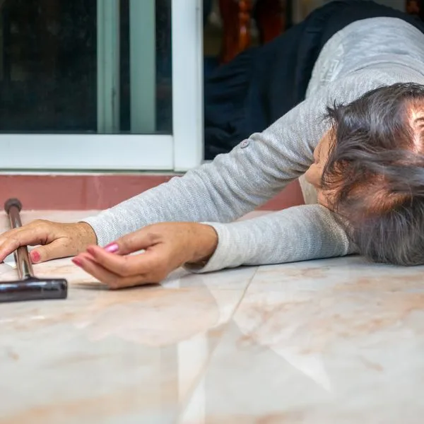 Sturz Sturzprävention Senioren Foto iStock Toa55