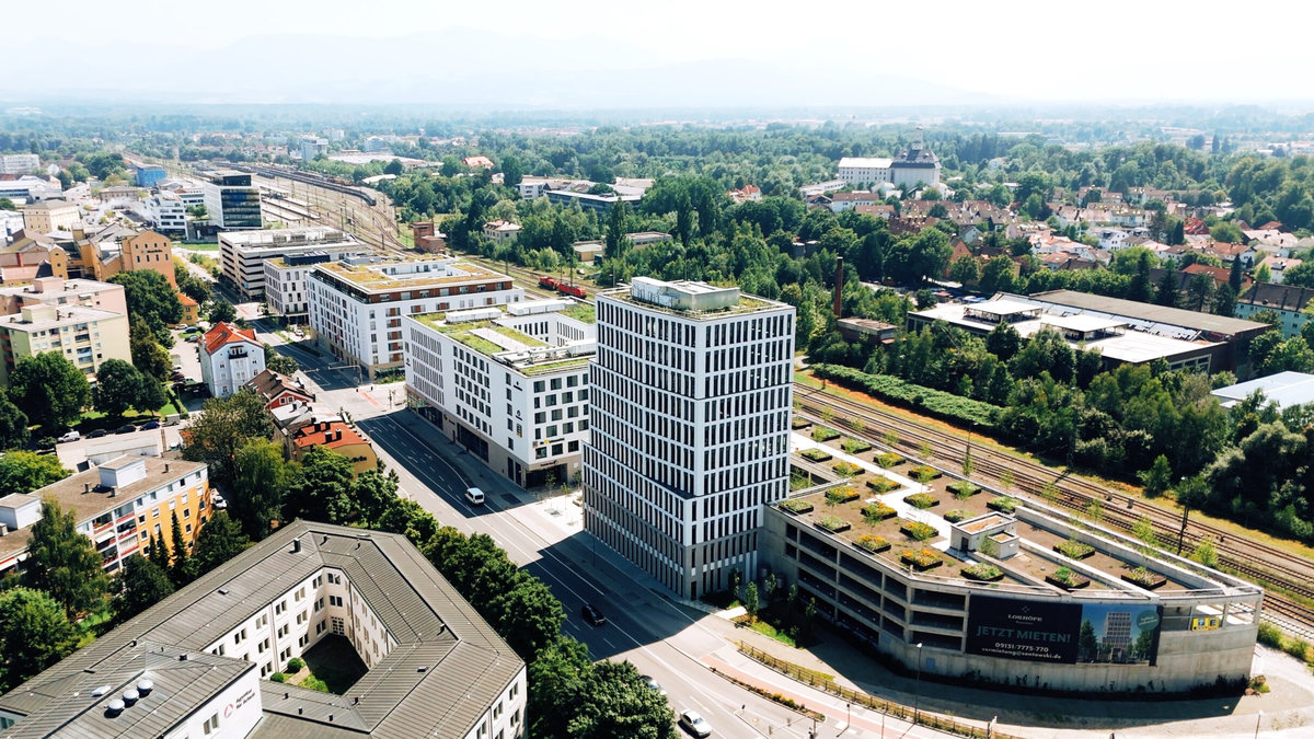 Rosenheim Lokhöfe Premier Inn Foto Jungadler