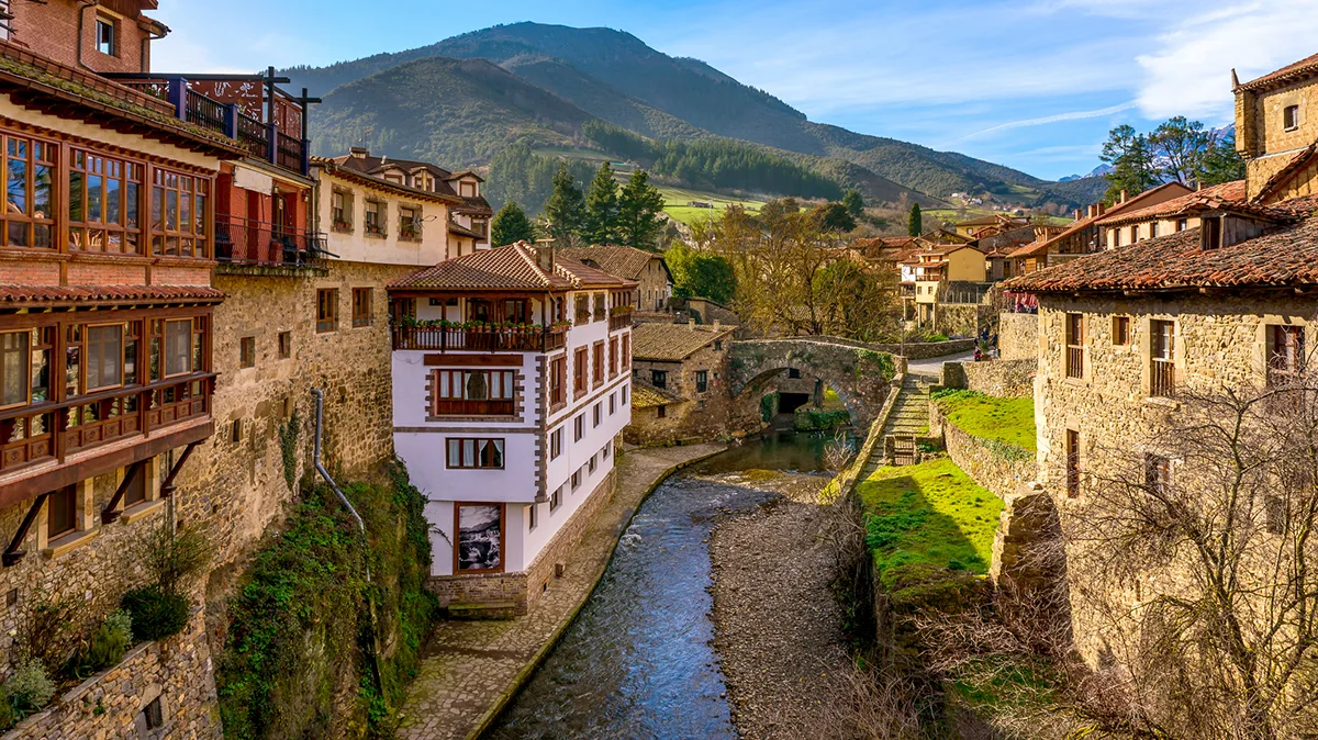 Spanien Kantabrien Potes Gebirgsdorf iStock Rui Carvoeiras Spanien Kantabrien Potes Gebirgsdorf iStock Rui Carvoeiras.jpg