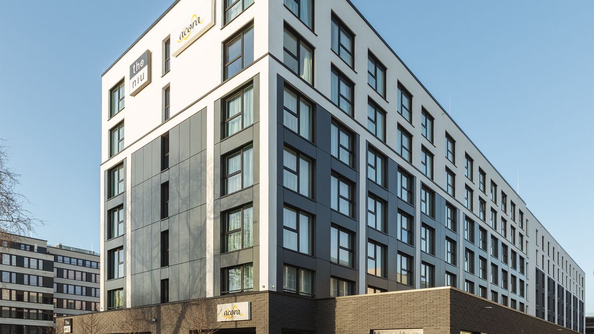 Niu Flash Acora living the city Berlin Foto Novum