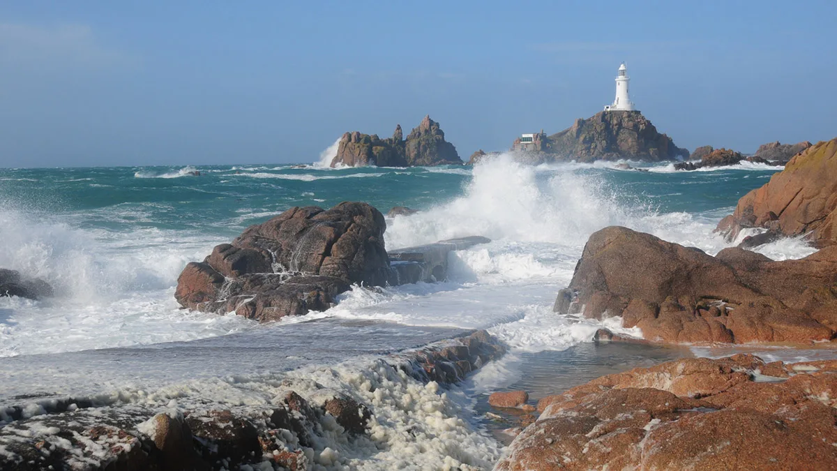 3d195d7739b8-Grossbritannien-Jersey-iStock-Alan_Lagadu-471389257 Großbritannien Jersey La Corbière Lighthouse