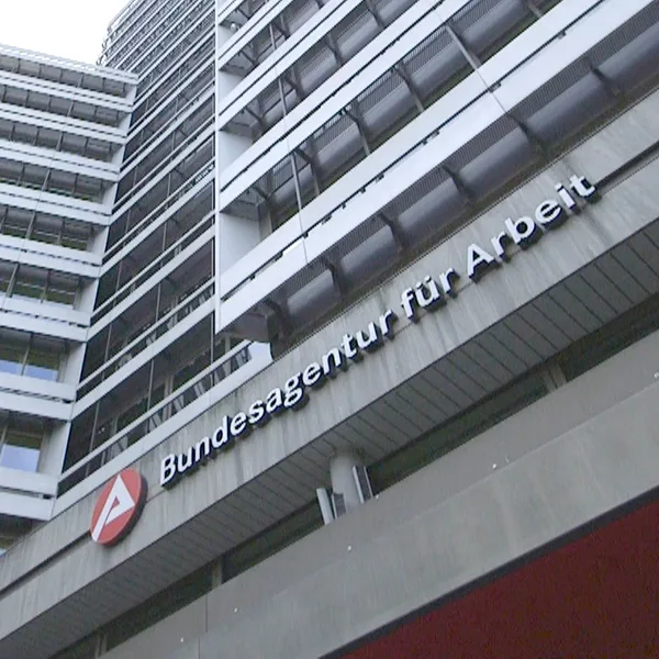 Bundesegantur für Arbeit Gebäude Foto BA.jpg