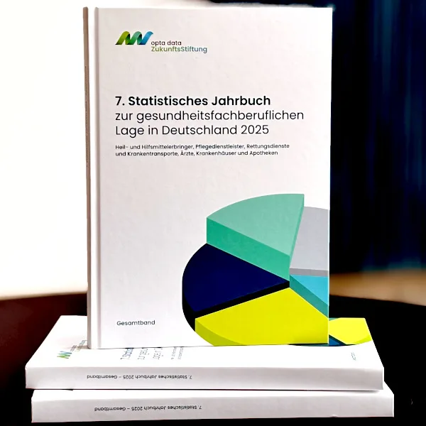 Opta Data Statistisches Jahrbuch 2025.jpg
