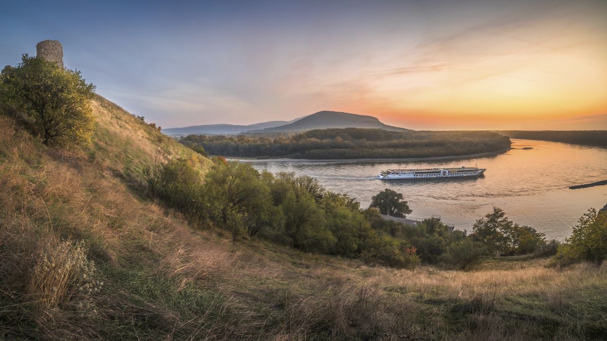 AROSA Themenwoche 2026 Saisonfinale Bratislava Fluss Natur