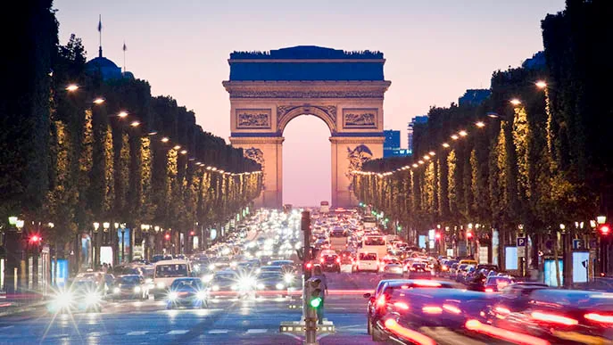 Frankreich Paris Verkehr iStock-135034702 Paris