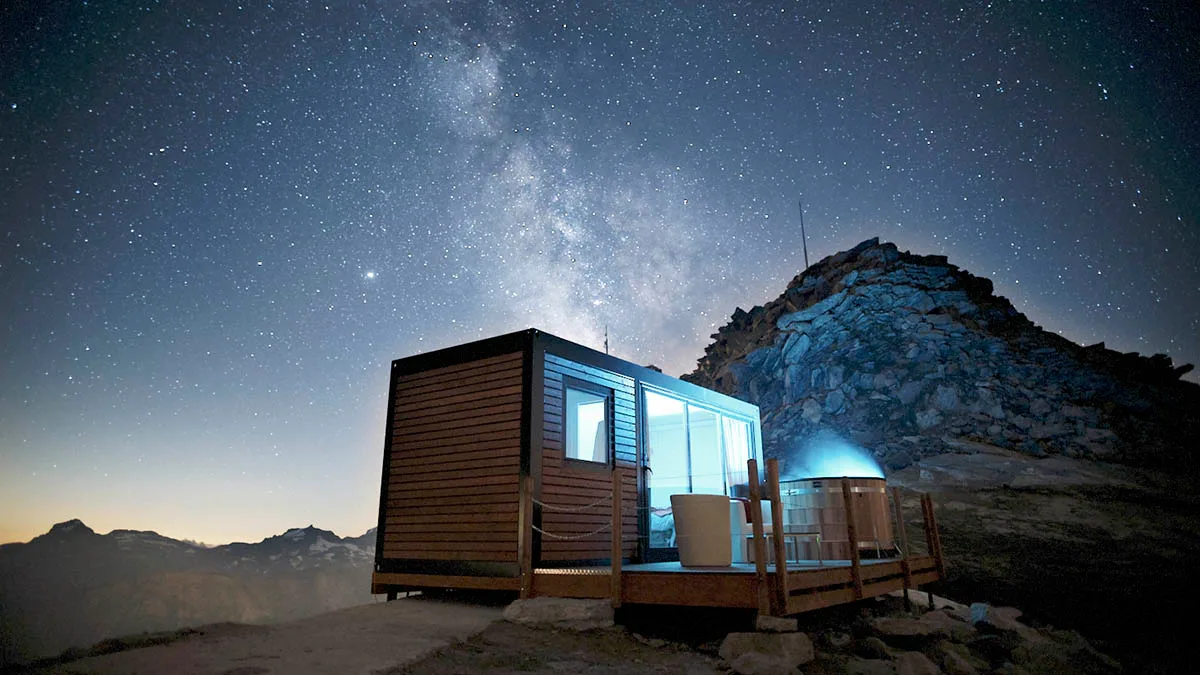 Million-Stars-Hotel-~ascal Gertschen Million Stars Hotel