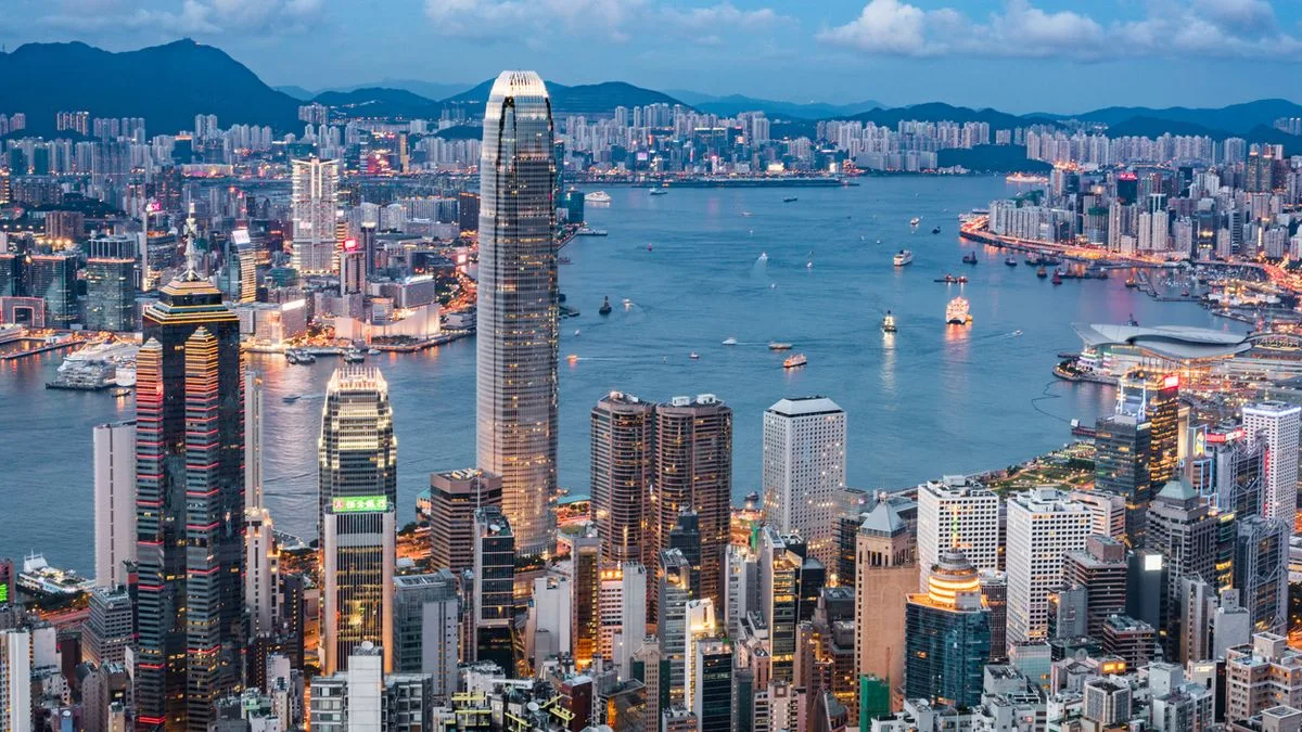 Hongkong Skyline iStock Chunyip Wong Hongkong Skyline Foto iStock Chunyip Wong