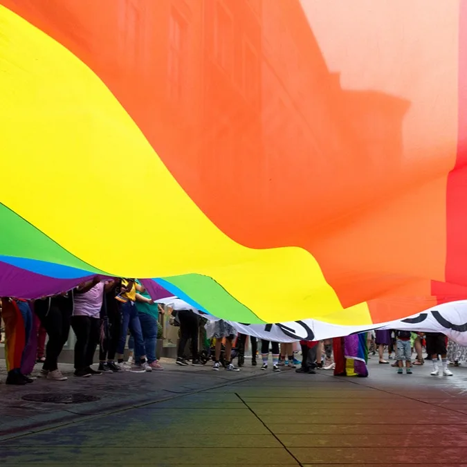 b64678683f15-LGBTQ-Demonstration-Regenbogen-iStock-Aron-M LGBTQ Demonstration Regenbogen iStock Aron M.jpg