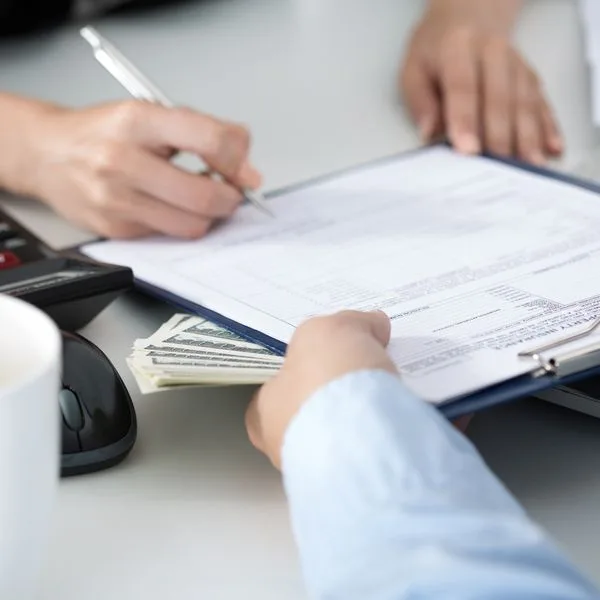 Abrechnung Verwaltung Betrug Foto iStock Dutko
