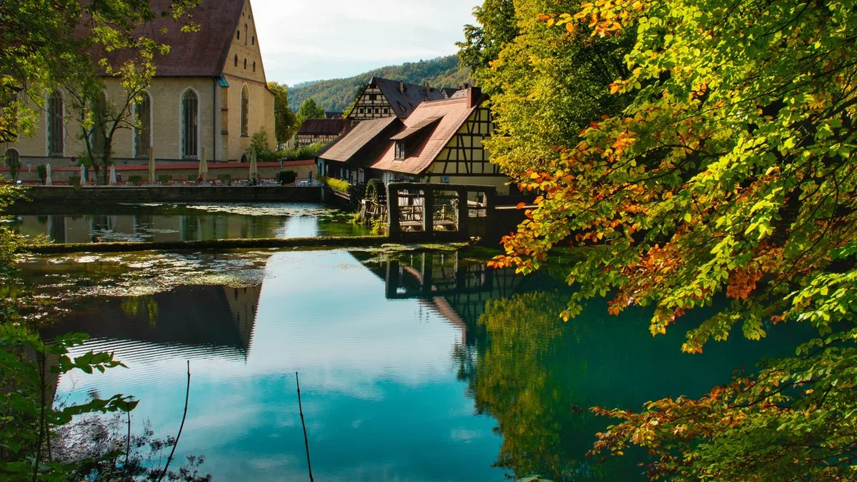 1c6fca047c3a-Deutschland-Ulm-Blautopf-Foto-iStock-Naman-Sukhija Deutschland Ulm Blautopf Foto iStock Naman Sukhija