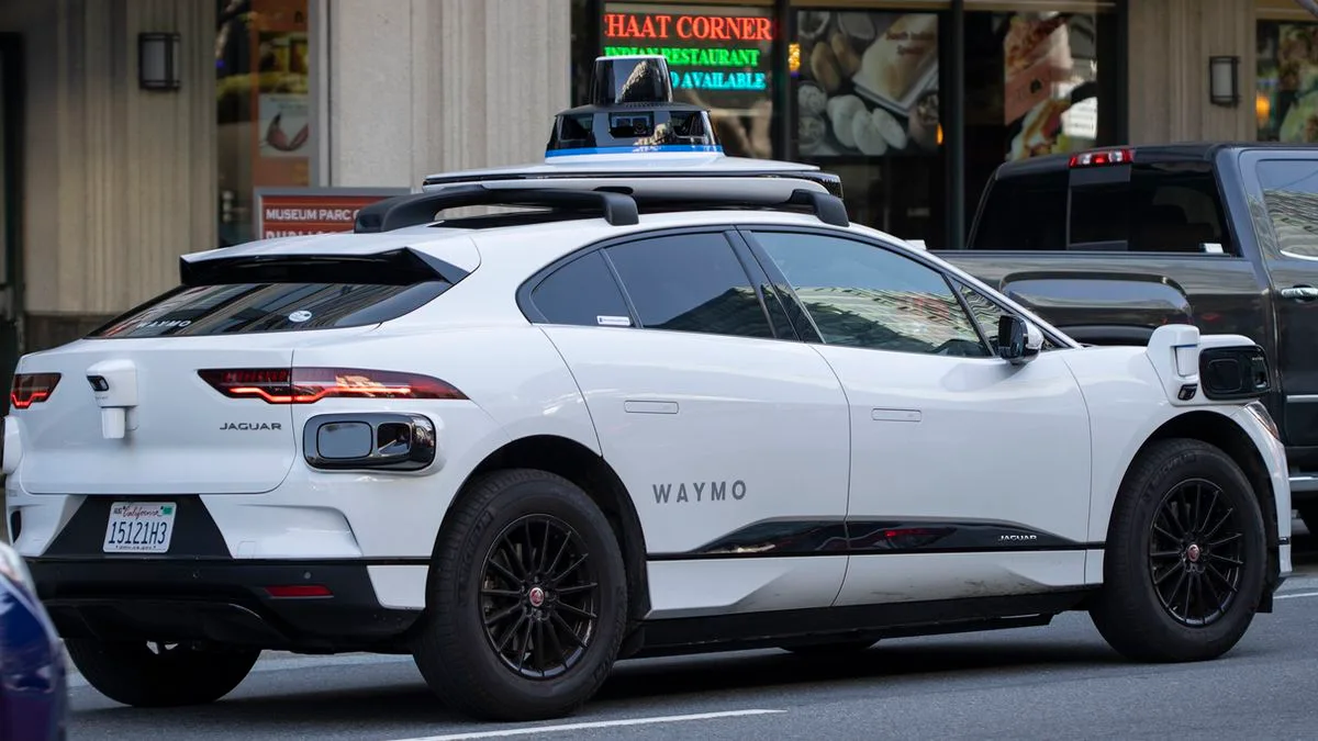 1a412bbd68da-Robotaxi-San-Francisco-Waymo-Autonomes-Fahren-Foto-iStock-hapabapa Robotaxi San Francisco Waymo Autonomes Fahren Foto iStock hapabapa