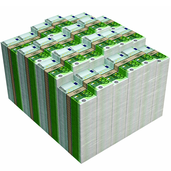 Geld Stapel 100 Euro Scheine iStock Lightboxx.jpg
