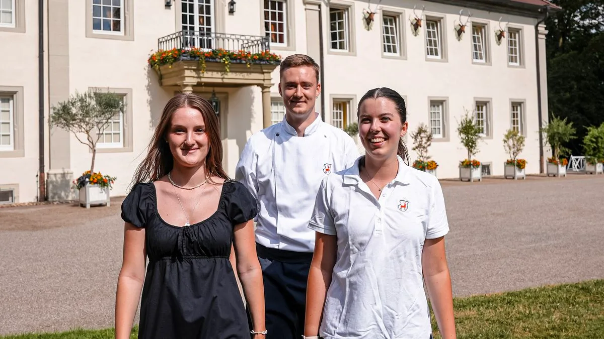 506aa9d508b8-Wald-Schlosshotel-Friedrichsruhe-Azubi-Messe-Foto-Wald-Schlosshotel-Friedrichsruhe Wald & Schlosshotel Friedrichsruhe Azubi-Messe Foto Wald & Schlosshotel Friedrichsruhe