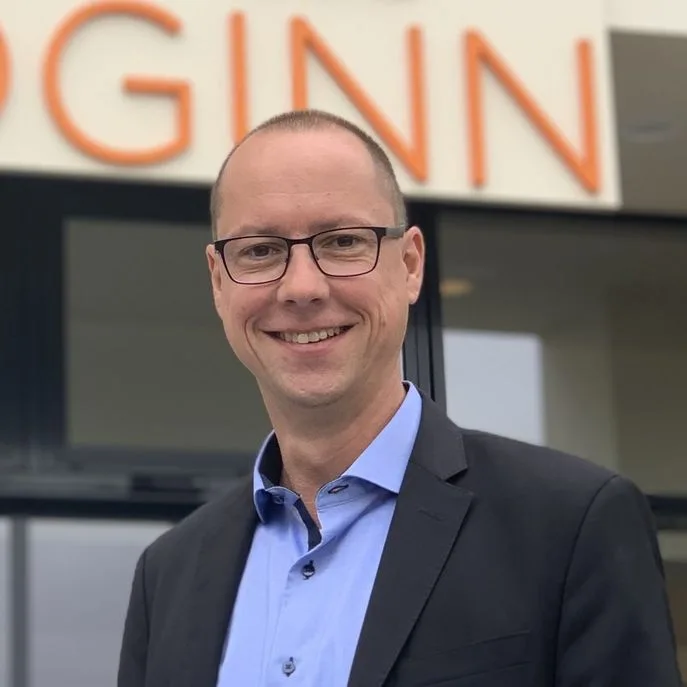 Achat Leipzig Julian Tchon Cluster General Manager Foto Achat Hotels Achat Leipzig Julian Tchon Cluster General Manager Foto Achat Hotels