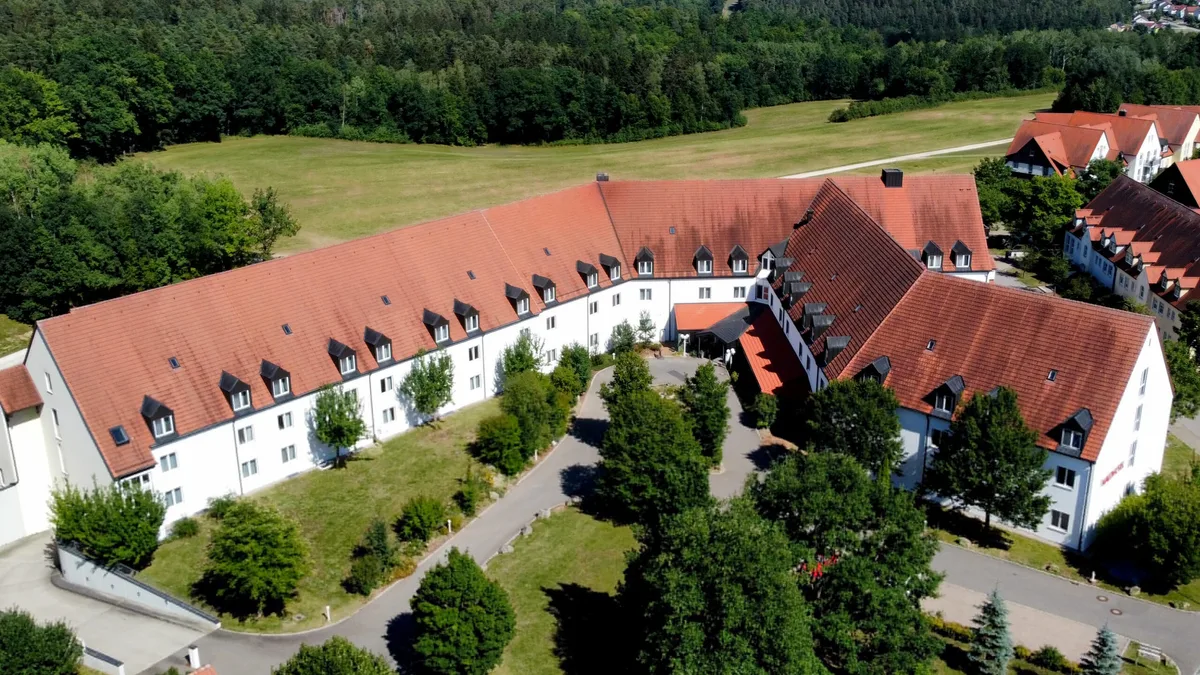 48c2a2328c85-die-bwh-hotels-central-europe-waechst-2024-mit-einem-neuen-tagungs-und-ferienhotel-im-oberpfaelzer-wald-das-vier-sterne-hotel-gut-matheshof-in-rieden-schliesst-sich-der-der-bw-signature-collectio BHW Collection tagungs--und-ferienhotel-im-oberpfaelzer-wald-das-vier-sterne-hotel-gut-matheshof