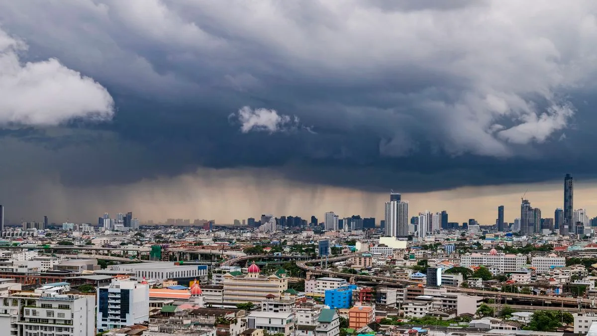 681bee0833d9-Thailand-Bangkok-Sturm-Unwetter-Foto-iStock-Waraphorn-Aphai Thailand Bangkok Sturm Unwetter Foto iStock Waraphorn Aphai