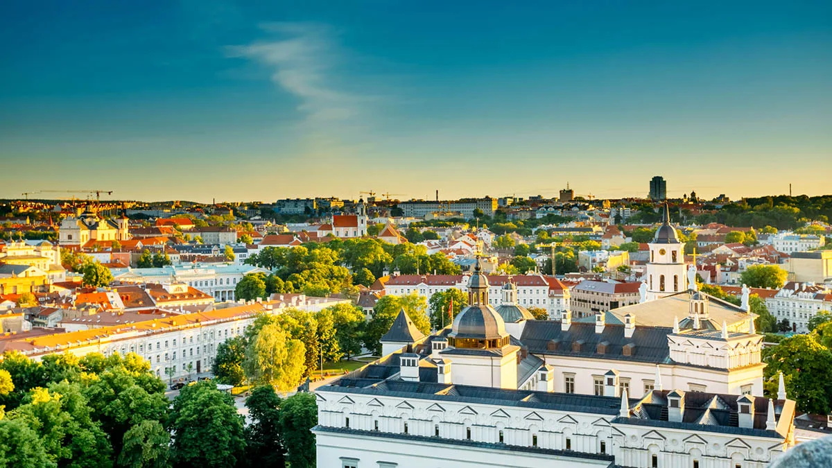 Litauen Vilnius iStock bruev-484131526 Litauen Vilnius