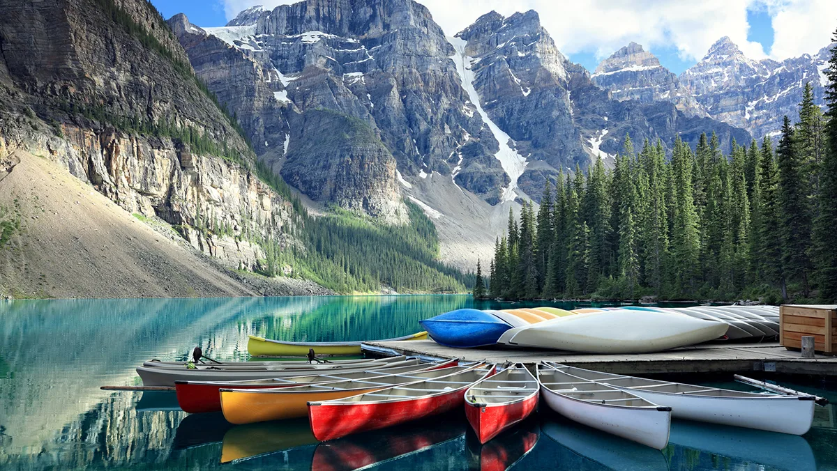 Kanada Alberta Lake Moraine Banff Nationalpark Foto iStock Brian Jackson Kanada Alberta Lake Moraine Banff Nationalpark Foto iStock Brian Jackson
