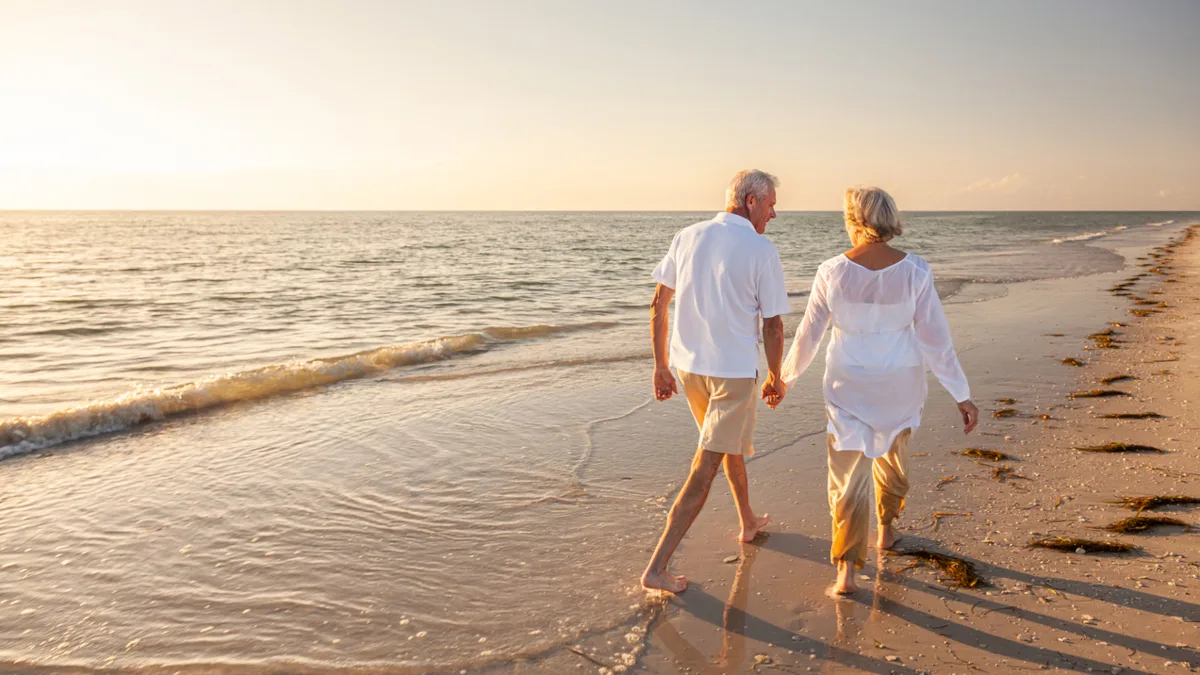 86af8fe9eaf6-Urlaub-Best-Ager-iStock-dmbaker-1453972025 Urlaub Best Ager