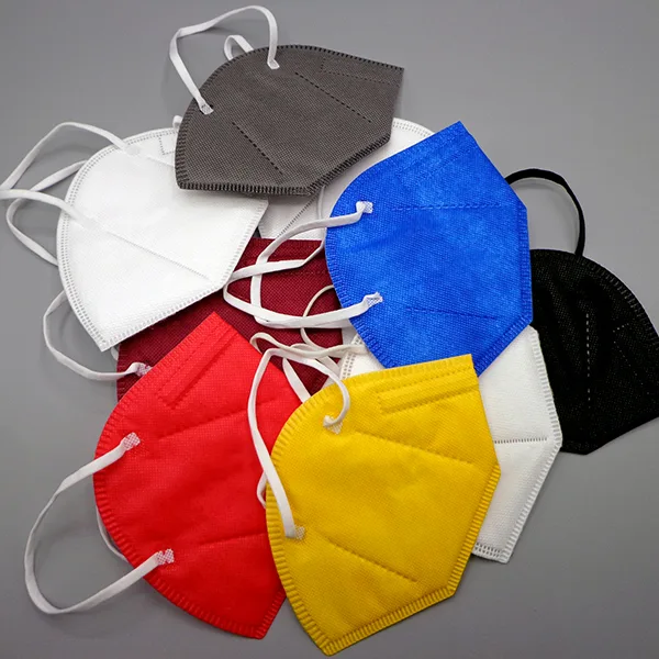 Masken FFP2 bunt iStock JosefePhotography.jpg
