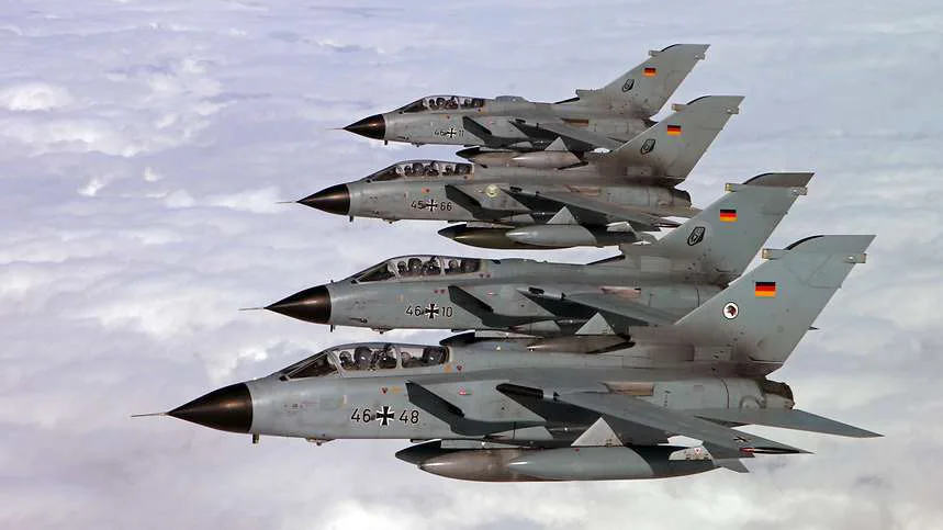 ea5dcf639c51-Bundeswehr-Tornados-Foto-Bundeswehr-Miriam-Altfelder Bundeswehr Tornados Foto Bundeswehr Miriam Altfelder.jpg