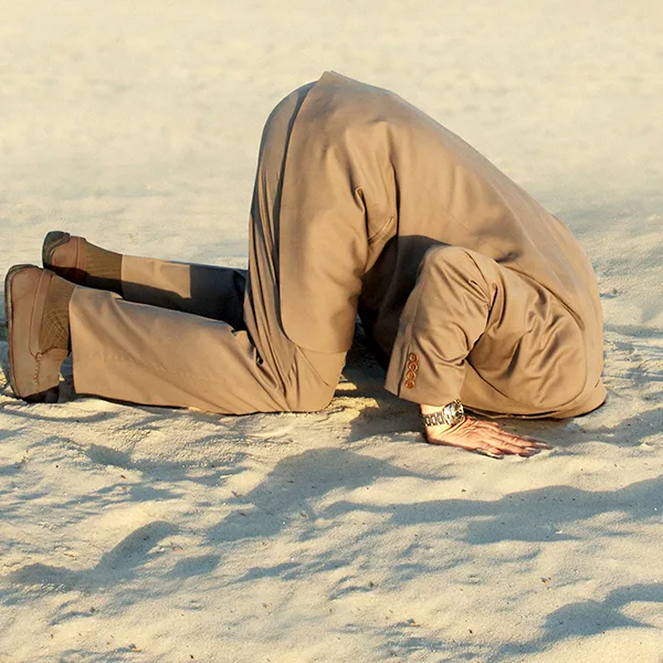 12be720da680-Kopf-in-den-Sand-iStock-jgroup Kopf in den Sand iStock jgroup.jpg