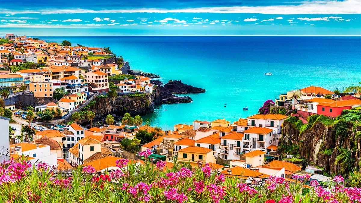 Portugal Madeira Camara de Lobos neu Foto iStock Balate Dorin Portugal Madeira Camara de Lobos neu Foto iStock Balate Dorin