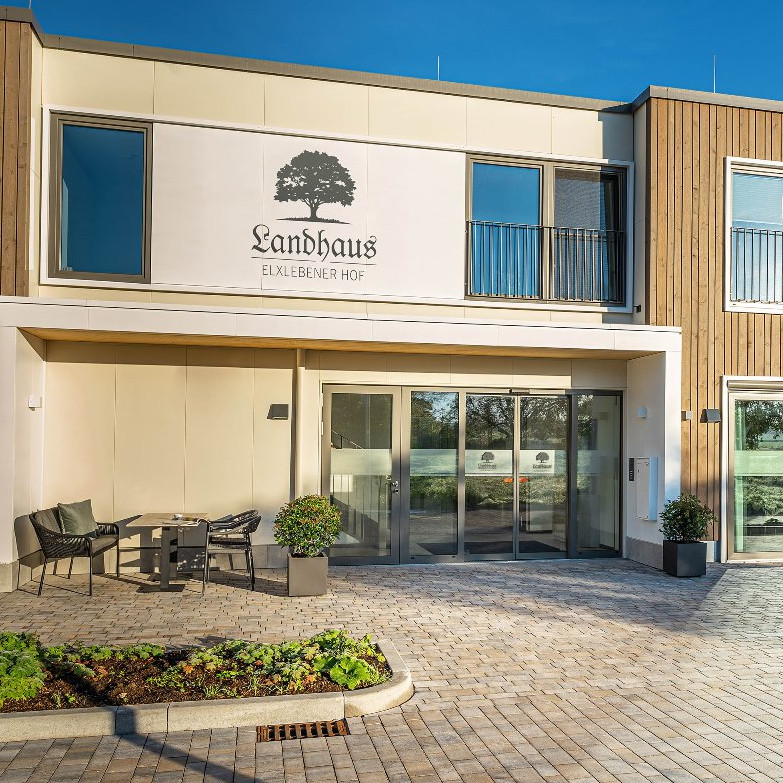 Landhaus Seniorenwohn­gemeinschaften Victors Group Elxlebener Hof